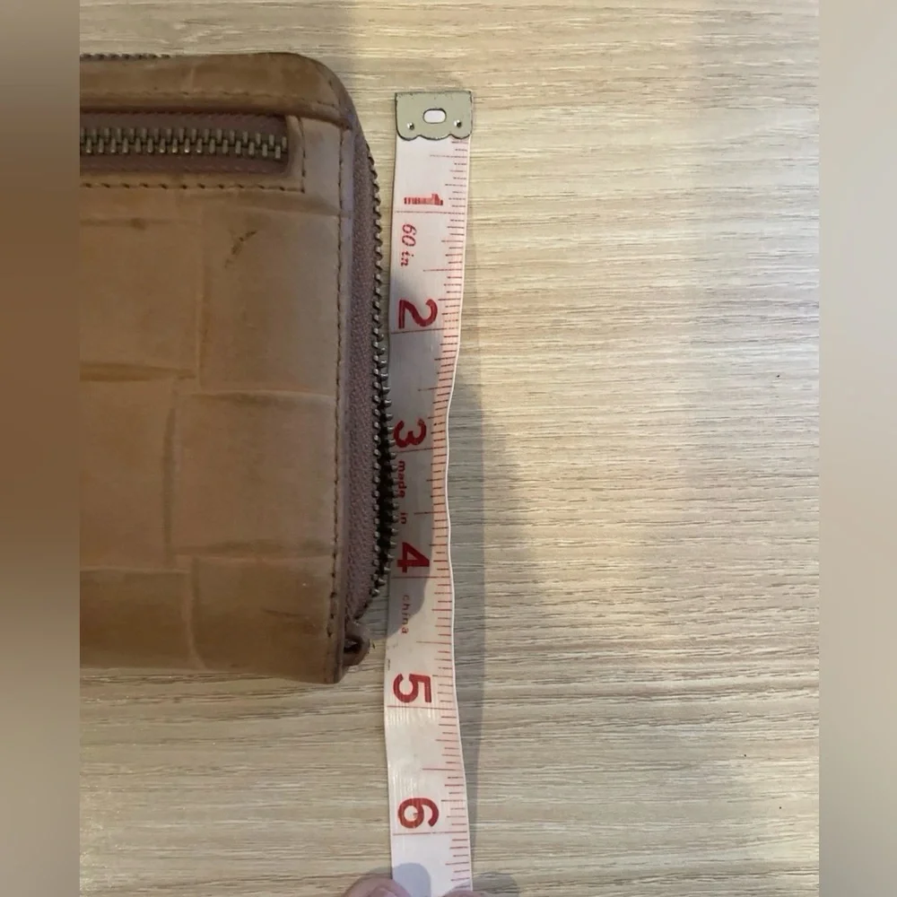 Fossil wallet preloved